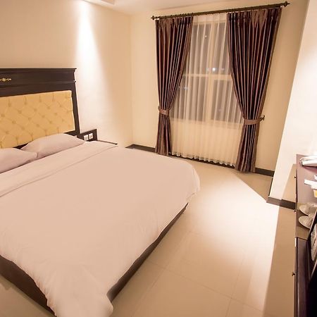 Same Hotel Malang Kültér fotó
