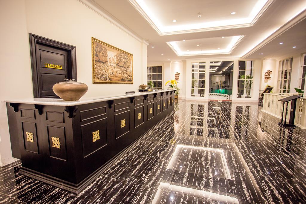 Same Hotel Malang Kültér fotó
